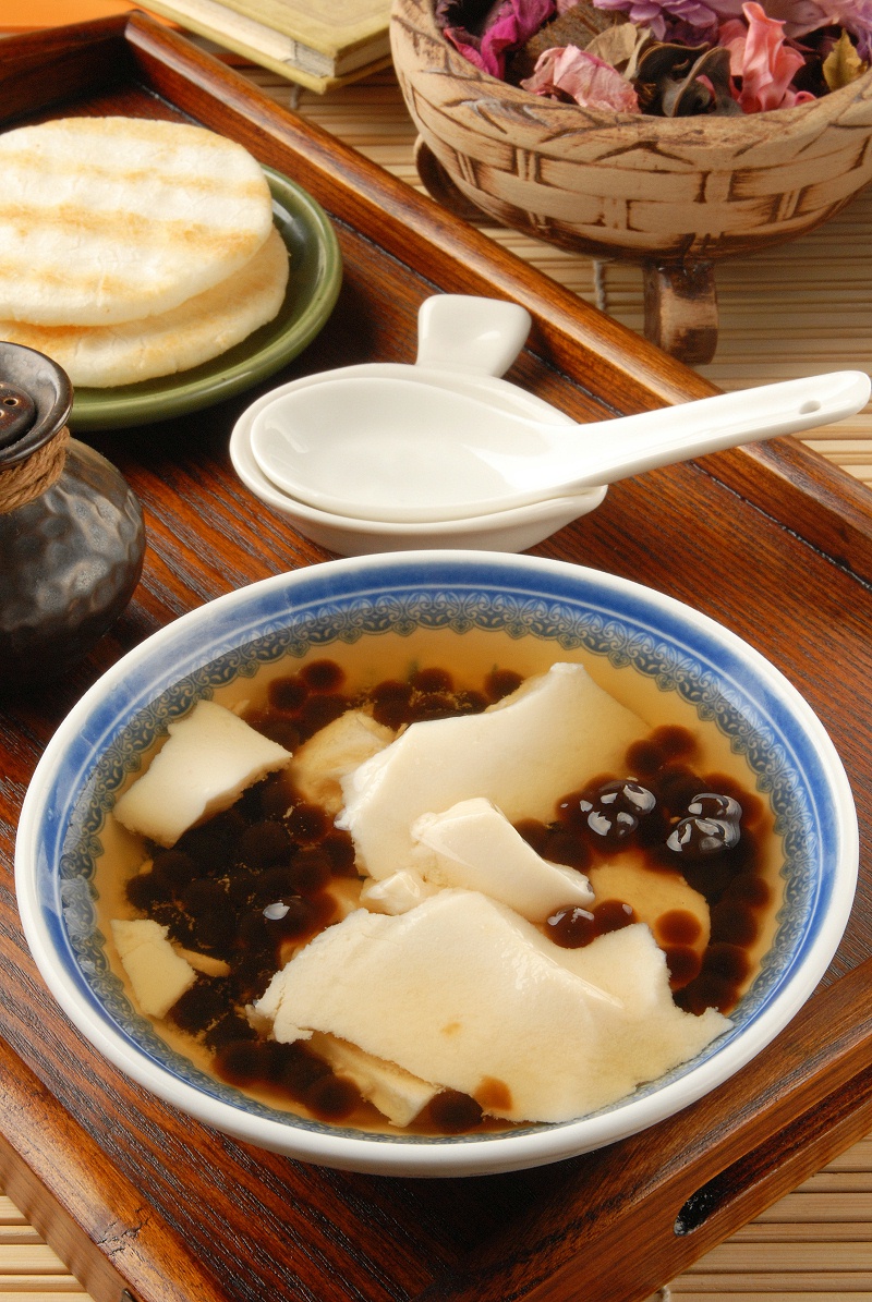 花瓣素材_豆腐布丁配木薯球_157770651